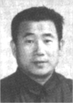 李云德 