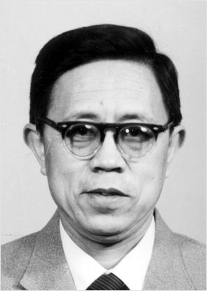 李明滨 