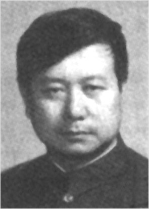 李根宝 