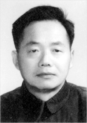 李传龙 