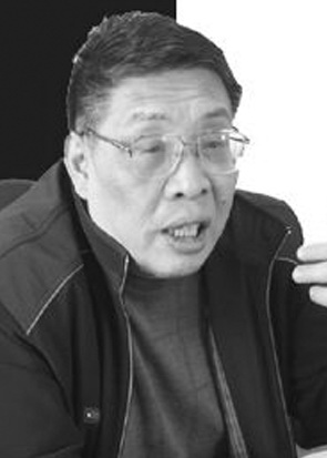 杨晓雄 