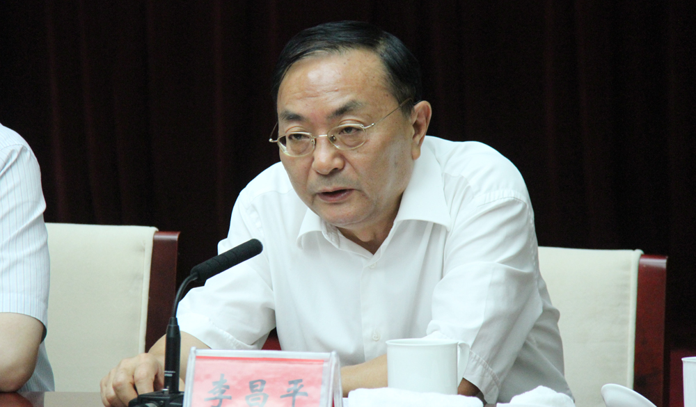 7月21日，国家民委党组成员、副主任、骏马奖评委会主任李昌平在评委会第一次全体会上讲话
