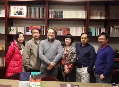 《下弦月》《安慰书》北京首发式举行:回顾和