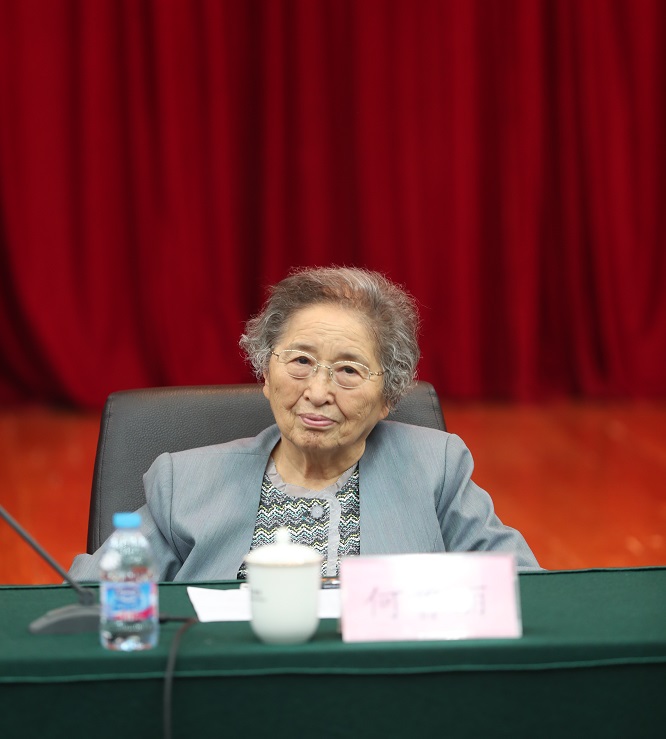 他对土地和人民怀有深长的情义—骆宾基百年诞辰纪念座谈会在京举行