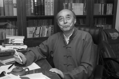 "七月派"诗人朱健的诗歌人生-新闻-中国作家网