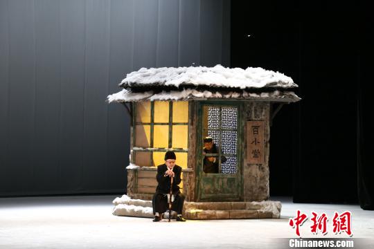 铁三角再聚首话剧《断金》 二轮全国巡演在即