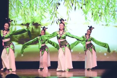 欢乐春节预热 中国年味全球渐浓