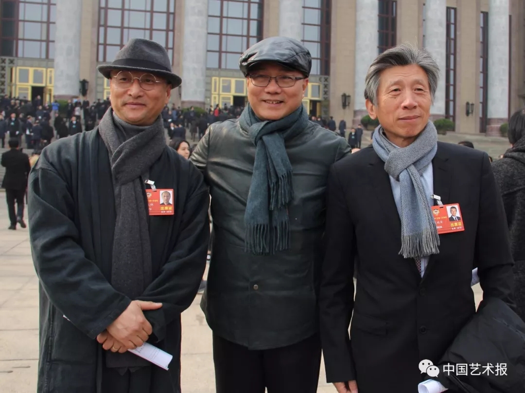 许江委员(中),范迪安委员(右),曾成钢委员