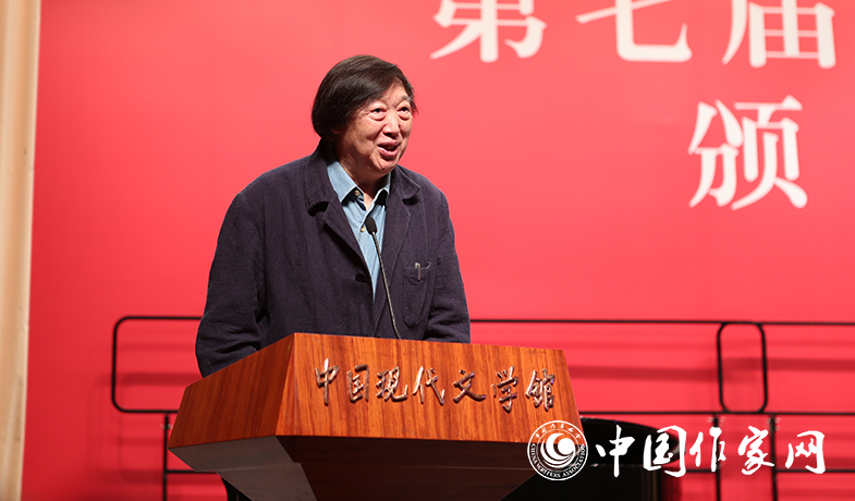 冯骥才代表短篇小说奖获奖作家发表感言