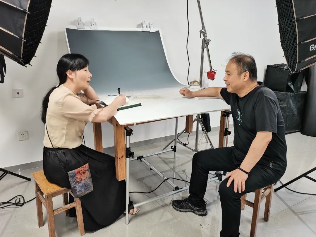 6月26日，江西省文物考古研究院研究员杨军接受作家采访