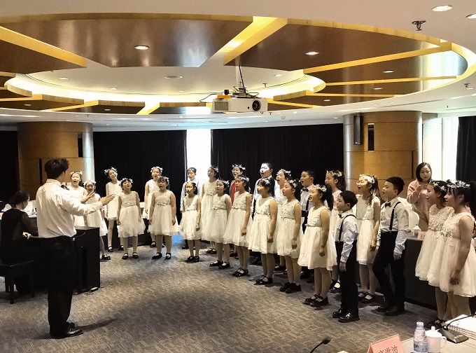 北京市大兴区长子营镇第二中心小学的合唱团（指挥：于帅 钢琴伴奏：张慧明）-2