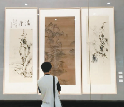 　二〇一五年，柯伟业的硕士毕业作品在浙江杭州潘天寿纪念馆展出。
