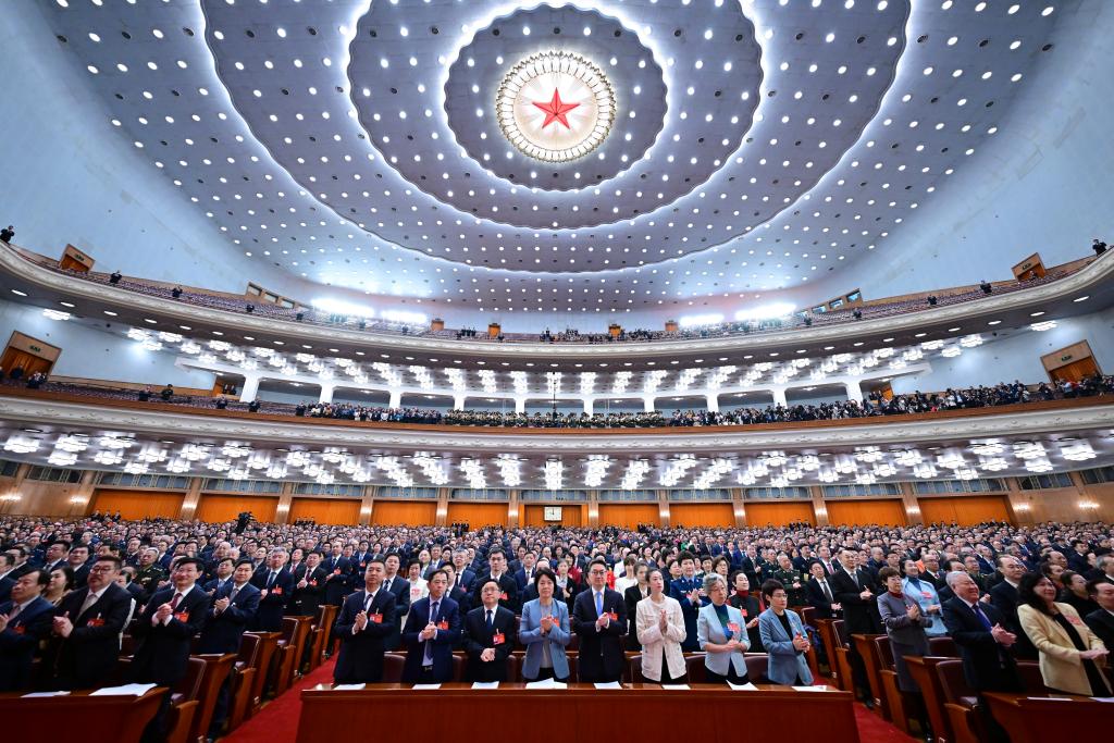 3月10日，中国人民政治协商会议第十四届全国委员会第二次会议在北京人民大会堂举行闭幕会。新华社记者 翟健岚 摄