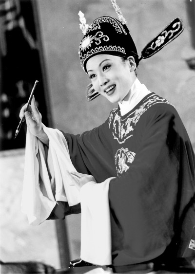 《女驸马》作为黄梅戏经典剧目，常演常新，图为韩再芬版《女驸马》剧照。资料图片