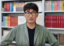 王昌改：借猛兽的皮，挑战内心的软弱猛虎是什么？也许是每个人心中的欲望，每个人都在寻找着出路。 [详细]