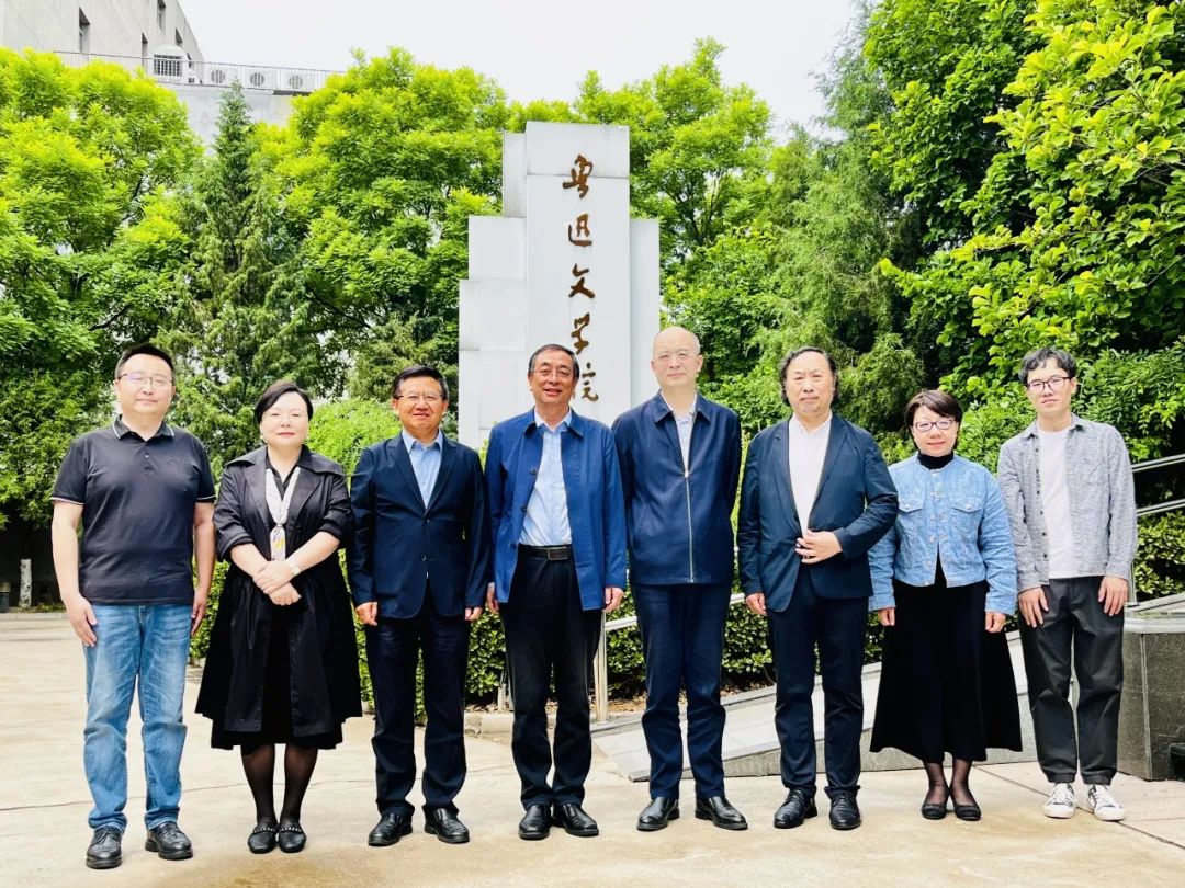 与会者合影