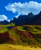 李丹崖：山影三叠