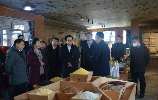 中国作家“深入生活、扎根人民”新时代文学实践点授牌仪式在吉林舒兰举行