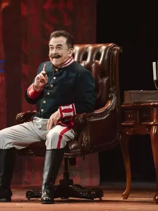 重返正典，评李诚儒黄宏主演的《钦差大臣》