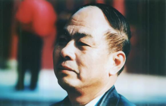 《现代诗歌教育普及读本》出版发行--儿童文学--中国作家网