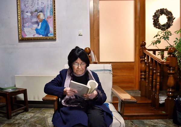 90岁诗人灰娃:延安儿童艺术学园的孩子,一个悄悄活着的人