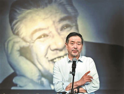 李默然戏剧生涯展将巡展全国