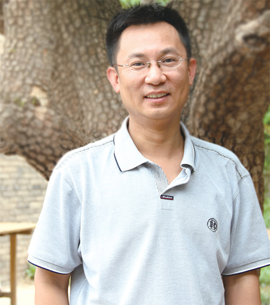 刘建东小说集《黑眼睛:呈现过程与发现自我