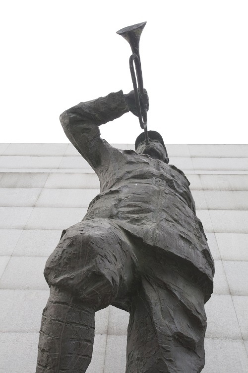 吴为山:用和平构建人类命运共同体