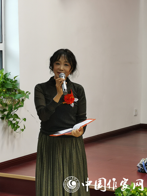 《祖国万岁》新书发布暨诗歌朗诵会在京举行--新闻--中国作家网
