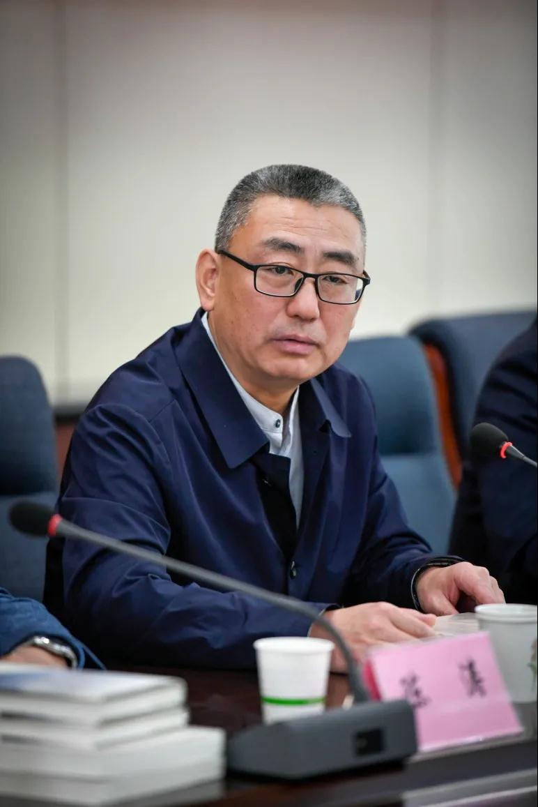 陈涛在群山之间作品研讨会在甘肃兰州召开