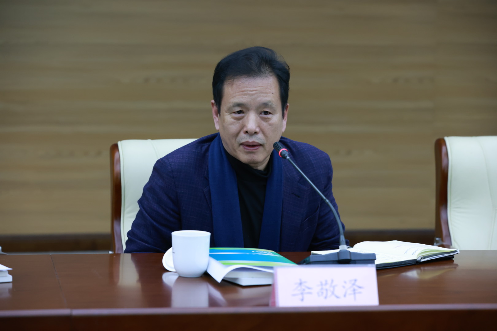 呼唤当代小说创作新的可能性从时间中涌来林白长篇小说北流研讨会在京