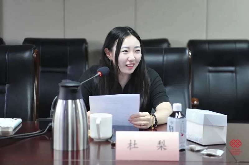 青年作家、《春祺夏安》作者杜梨