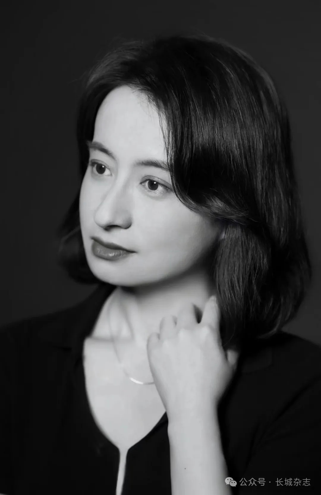 【作者简介：来颖燕，青年评论家，《上海文学》杂志副主编、副编审，中国现代文学馆特邀研究员。在《中国当代文学研究》《上海文化》《扬子江文学评论》《收获》《南方文坛》《当代文坛》等刊物发表文章。著有评论集《感受即命名》。获首届欧阳山文学奖评论优秀奖。】