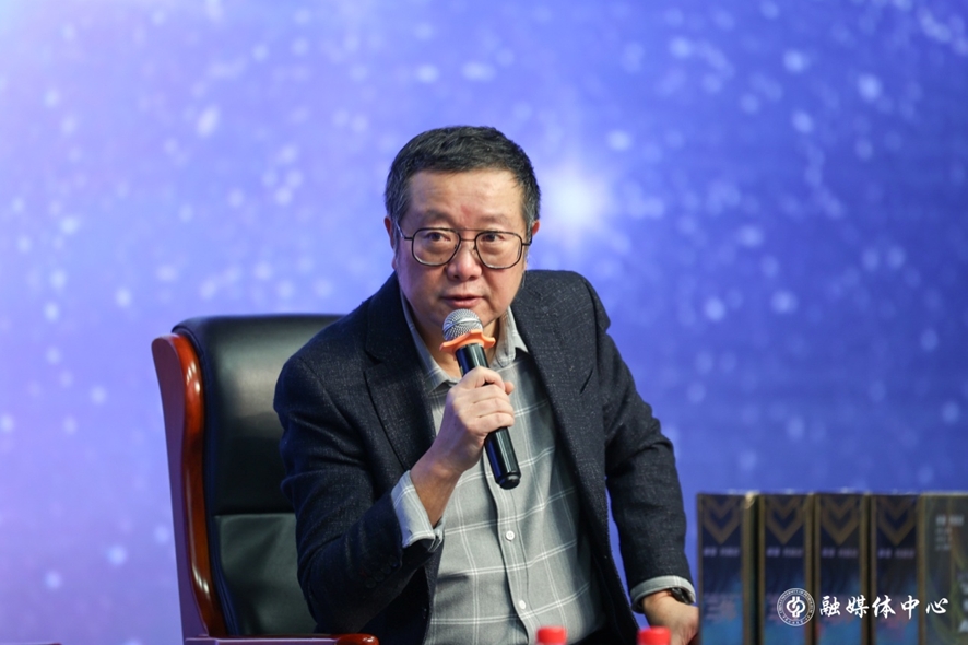 刘慈欣回答同学的提问