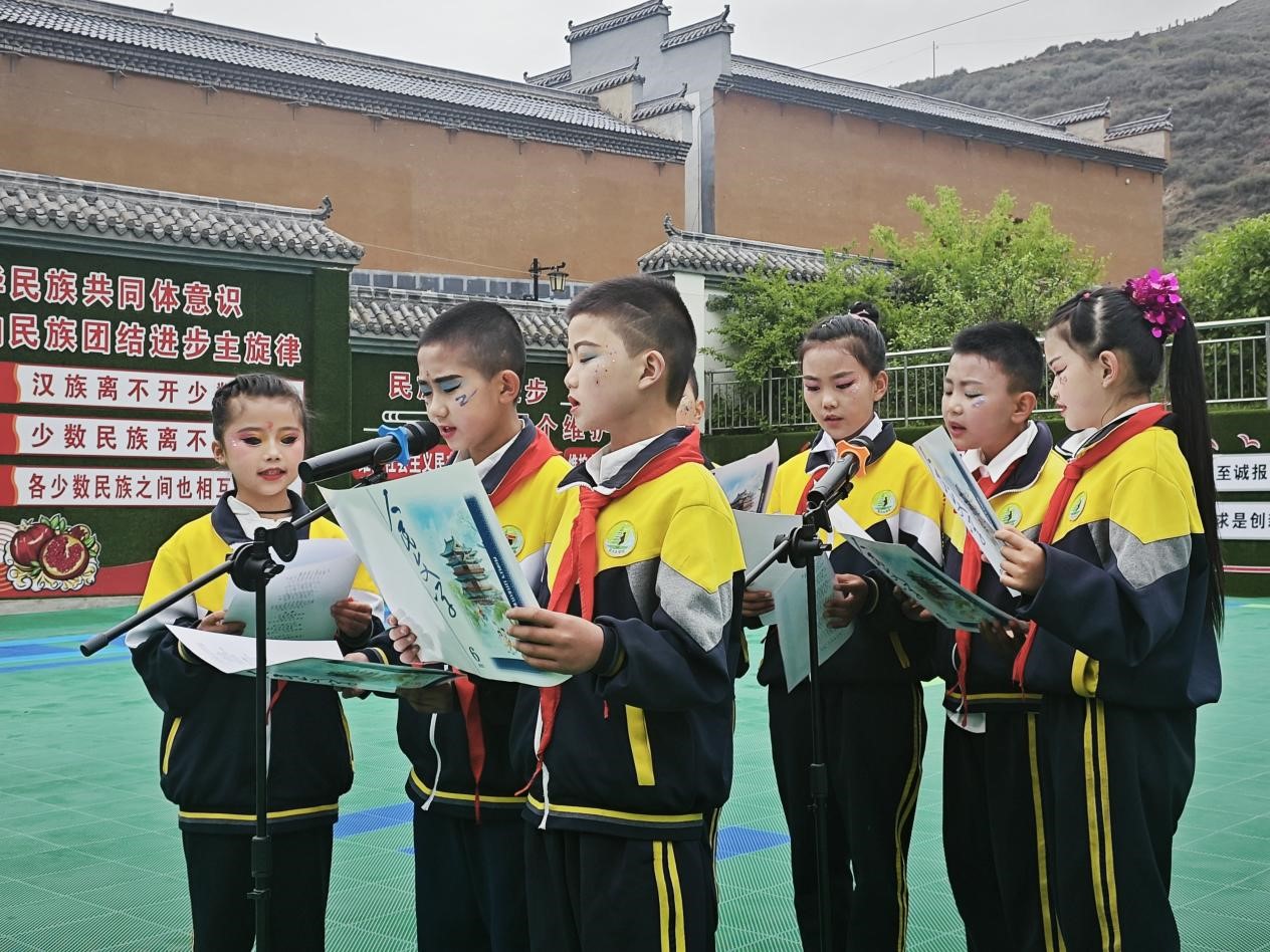 5月30日，《人民文学》“人民阅卷·进乡村”活动联合中国作协派驻第一书记的临潭县池沟村小学举办《人民文学》第六期少儿诗歌小辑作品朗诵会