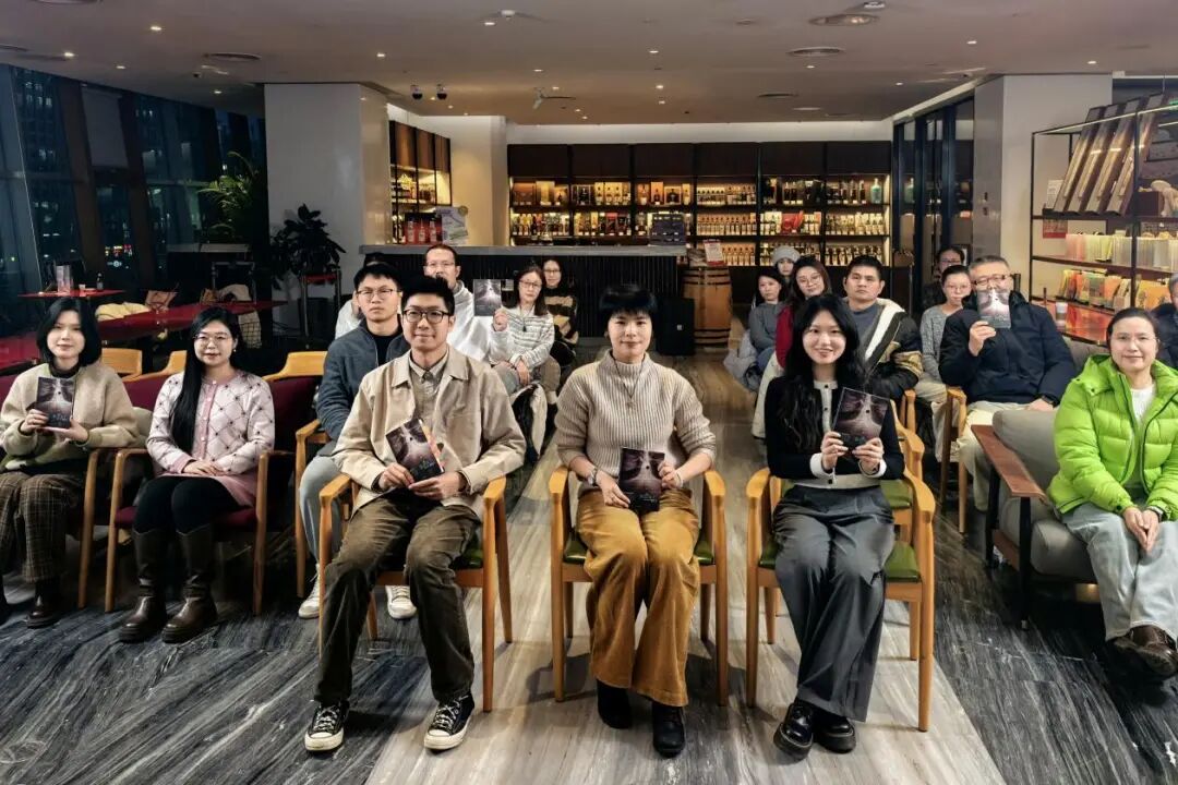 在边界与裂缝中生长的女性友谊——《抓住兔子》新书分享会侧记