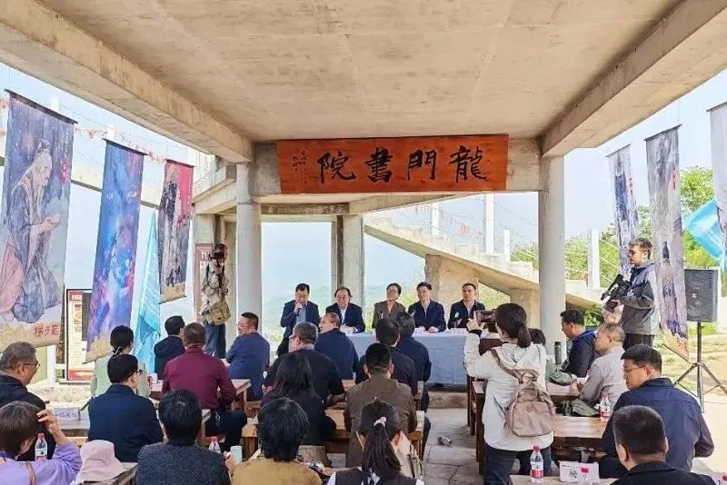 “文学晋行时”走进河津市龙门书院