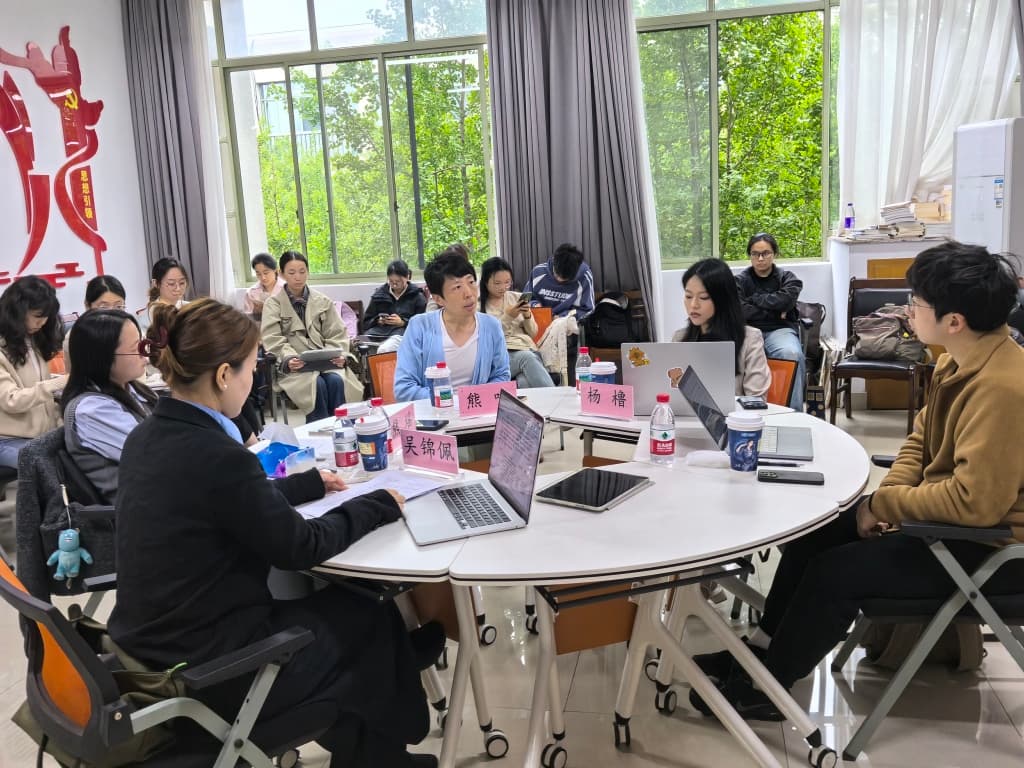 “域外汉文学青年学者对谈”现场