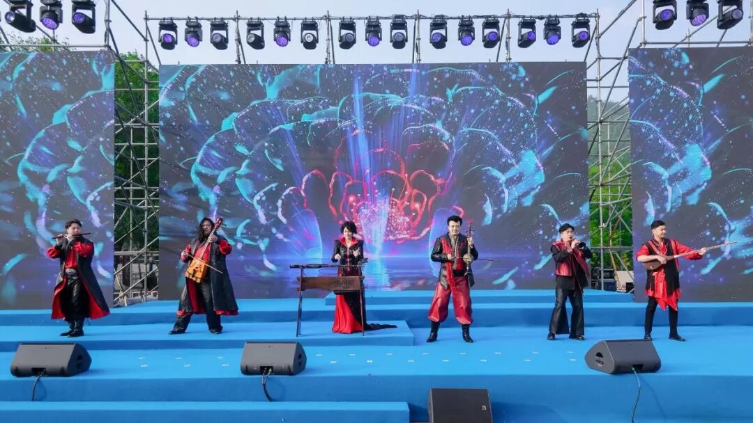 新民乐秀《绽放》