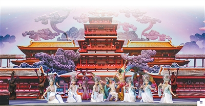 　6月3日，演员在第三届世界汉学家大会现场表演。  　　田 磎摄