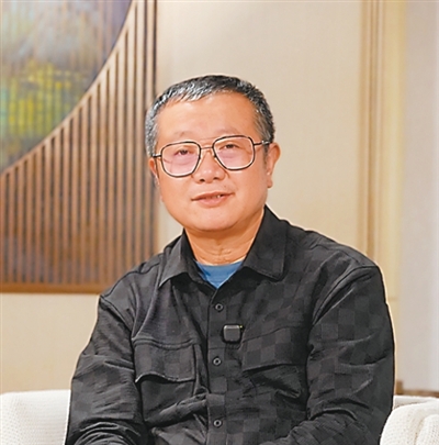 刘慈欣近照。 人民日报客户端“在场”栏目供图
