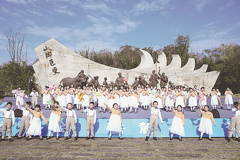 2025年11月20日,2025中国文学盛典·湖南文学周暨第四届岳麓书会清溪文学村活动现场