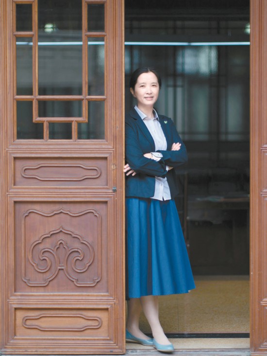 宅女作家潘向黎