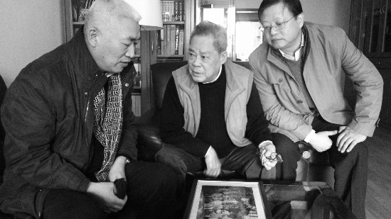最后一次拜访田余庆先生（2014年1月27日，右一顾青）